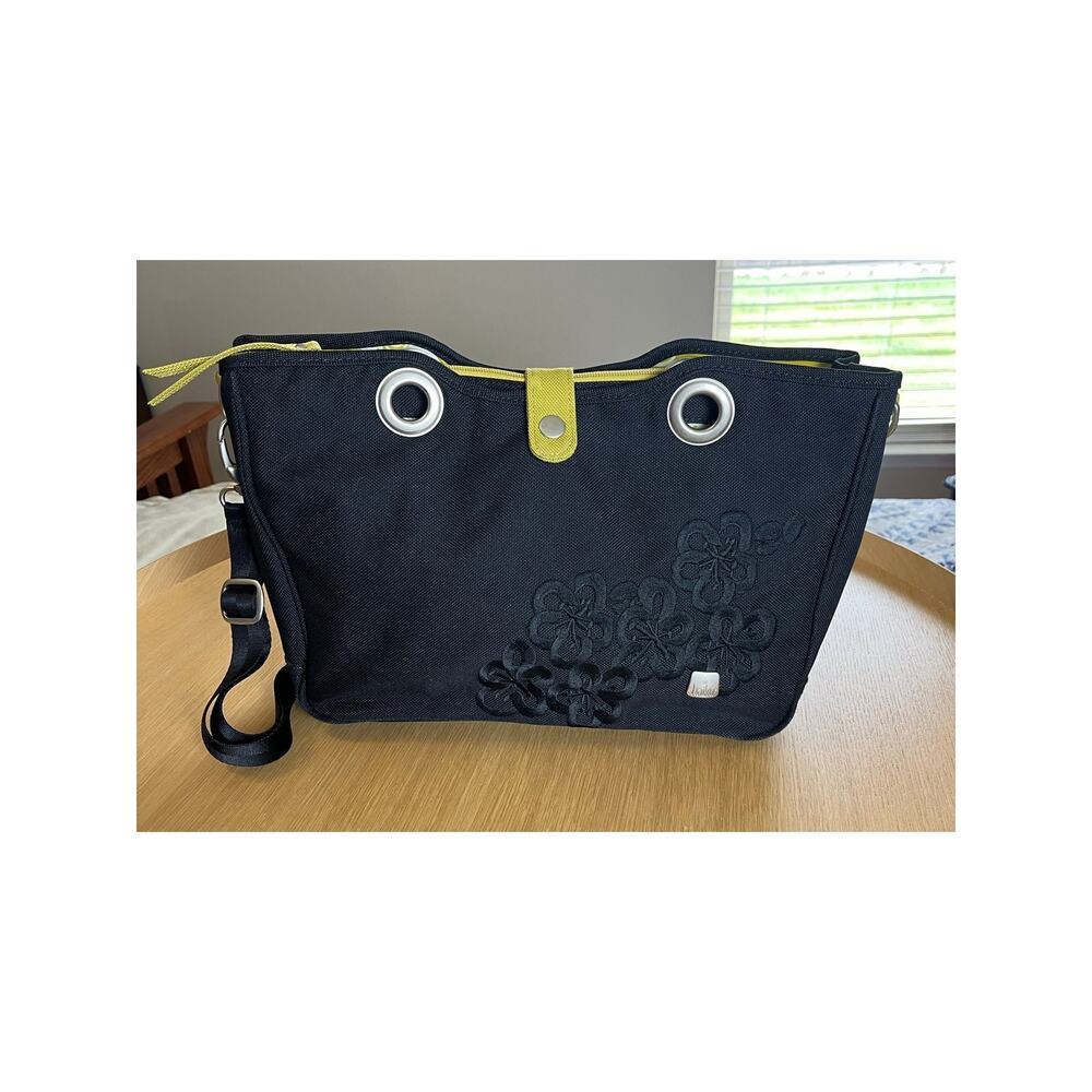 Haiku | Crossbody Bag Floral Embroidery w/Lime Green Accents